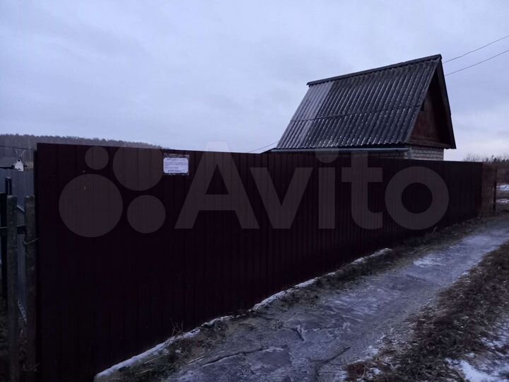 Дача 20 м² на участке 7,6 сот.