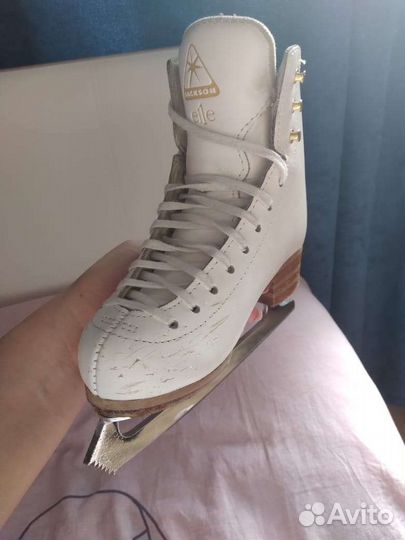 Фигурные коньки jackson elle