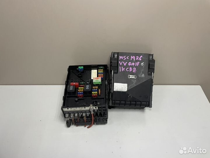 Блок предохранителей Фольксваген Пассат Б6