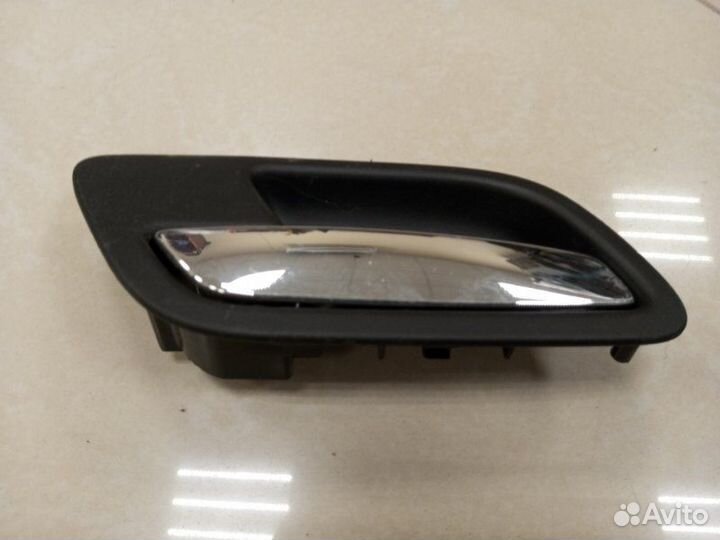 Ручка двери внутренняя Chevrolet Tahoe GMT900 LY5