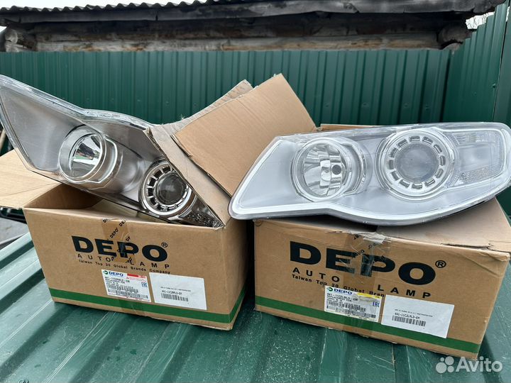 Фары на volkswagen touareg 2008