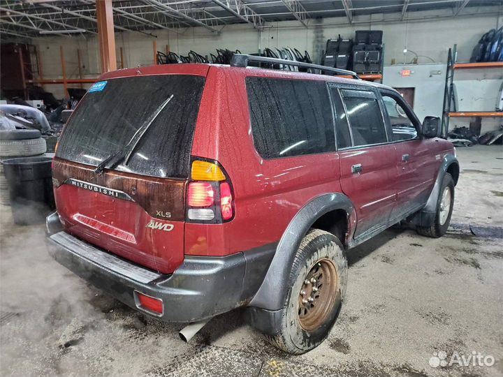 Разбор на запчасти Mitsubishi Montero Sport / Paje