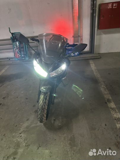 Продам Kawasaki ninja 400R 2012 г