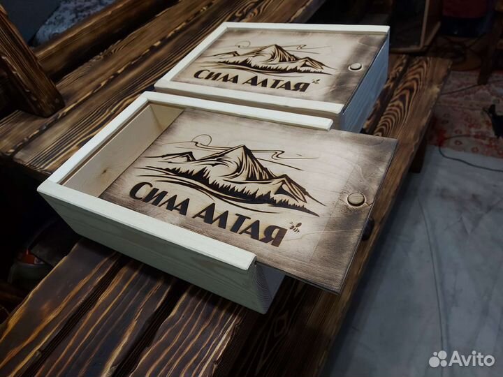 Ящик деревянный подарочный