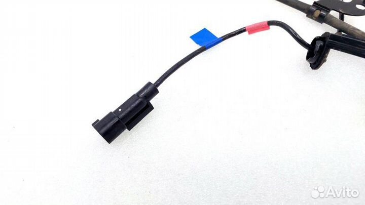 Датчик ABS передний правый Mitsubishi Outlander GF