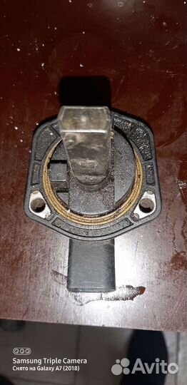 Датчик уровня масла 1J0907660C