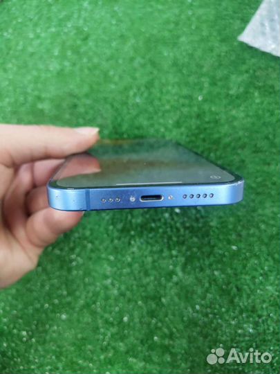 iPhone 13 разбор по запчастям