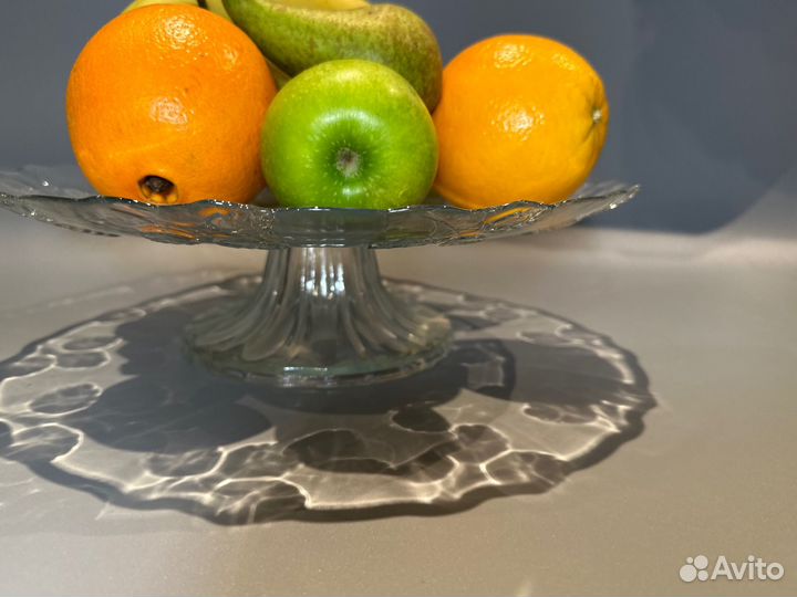 Ваза для фруктов на ножке Новая