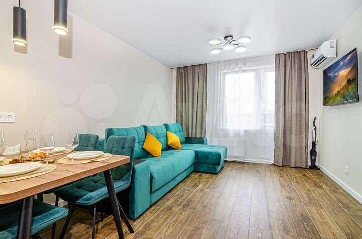 2-к. квартира, 40 м², 9/15 эт.