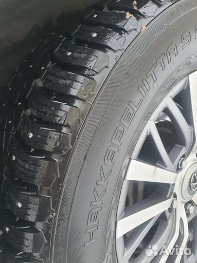 Nokian Tyres Hakkapeliitta 9 285/60 R18
