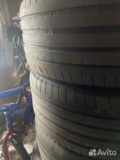 Goodyear Eagle F1 Asymmetric 3 SUV 255/50 R19 и 285/45 R19 107V