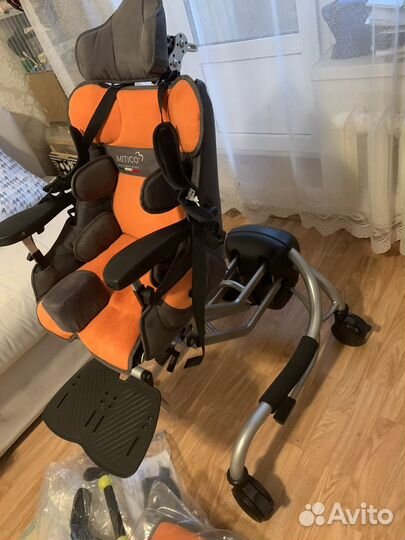 Инвалидная коляска новая