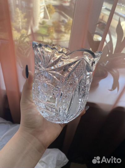 Хрустальная ваза