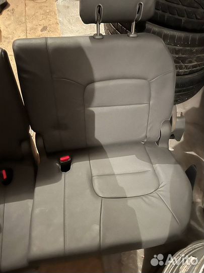 Третий ряд сидений toyota land cruiser 200