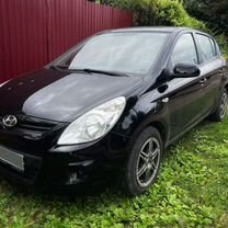 Hyundai i20 1.4 AT, 2010, 117 000 км, с пробегом, цена 820 000 руб.