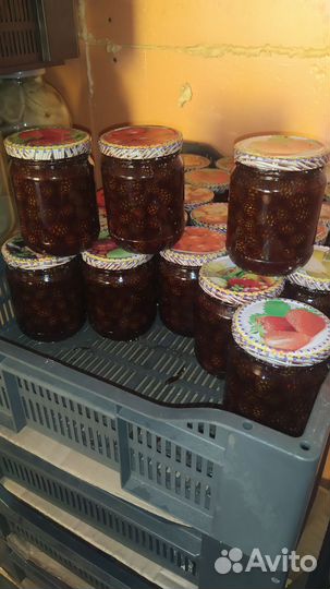 Варенье из сосновых шишек на мёде