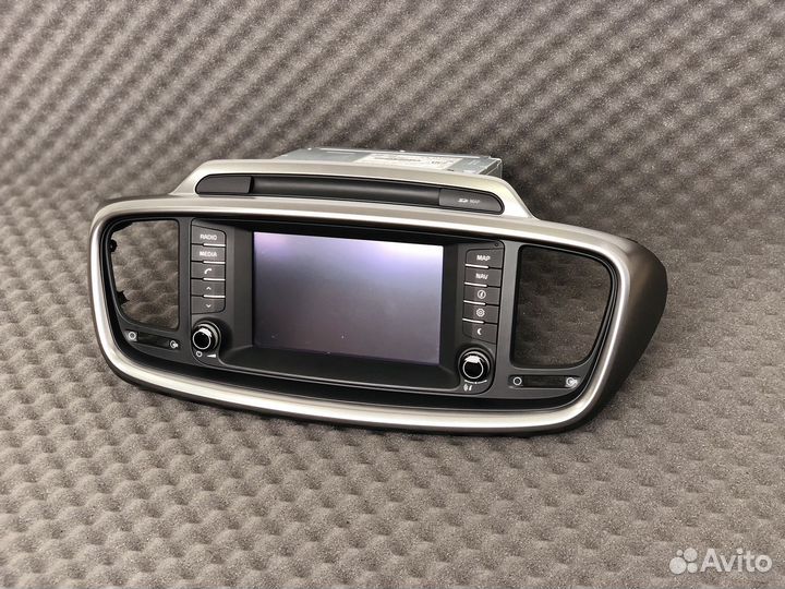 Штатная магнитола на Kia Sorento Prime