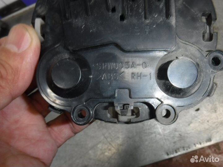 Привод зеркала передний левый Mitsubishi Pajero