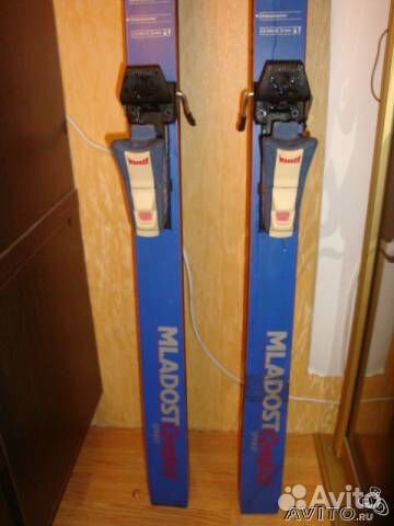 Горные лыжи комплект крепления и ботинки