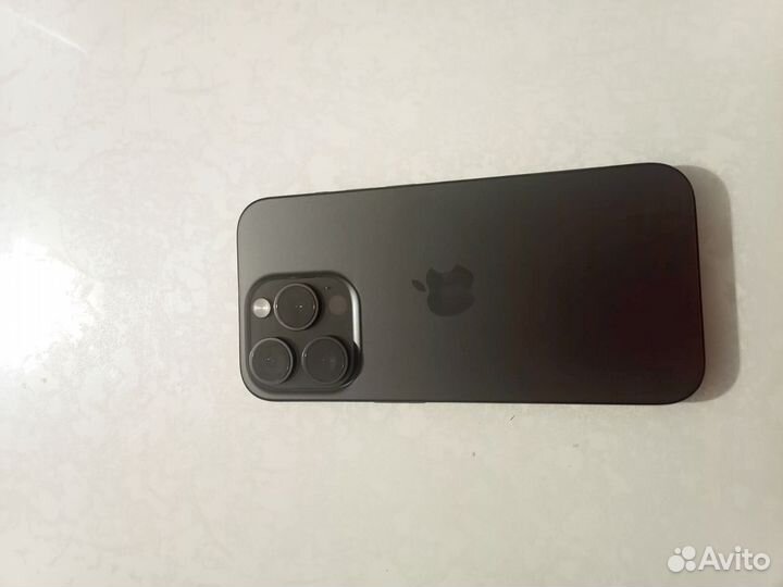 iPhone 15 Pro, 256 ГБ