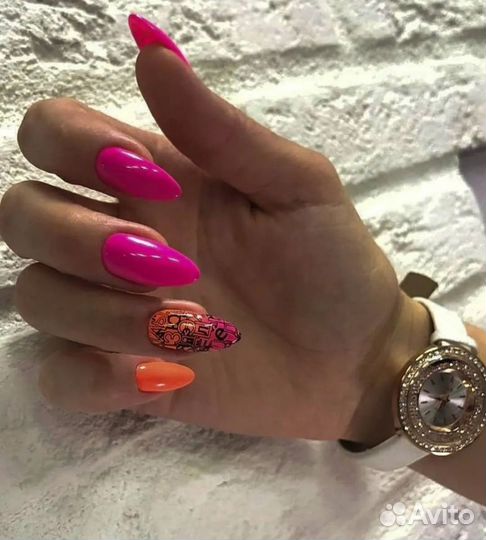 Мастер маникюра и педикюра