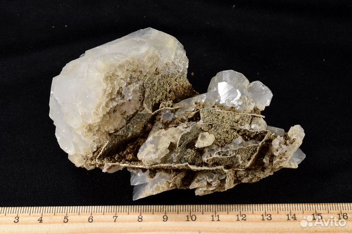 Красивый сросток кристаллов. Кальцит. Лот №251