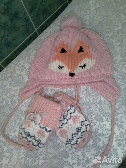 Шапка и варежки ostin