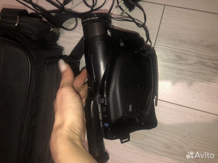 Видеокамера panasonic NV-RX 10