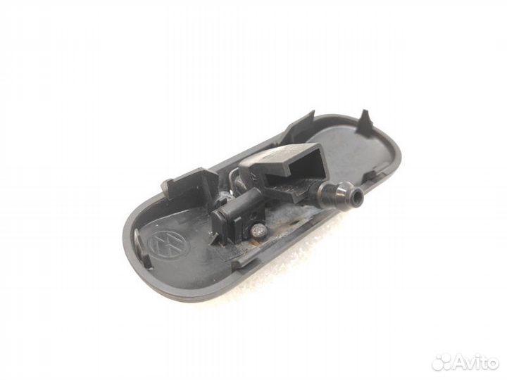 Форсунка стеклоомывателя Volkswagen Tiguan 2 1.6D