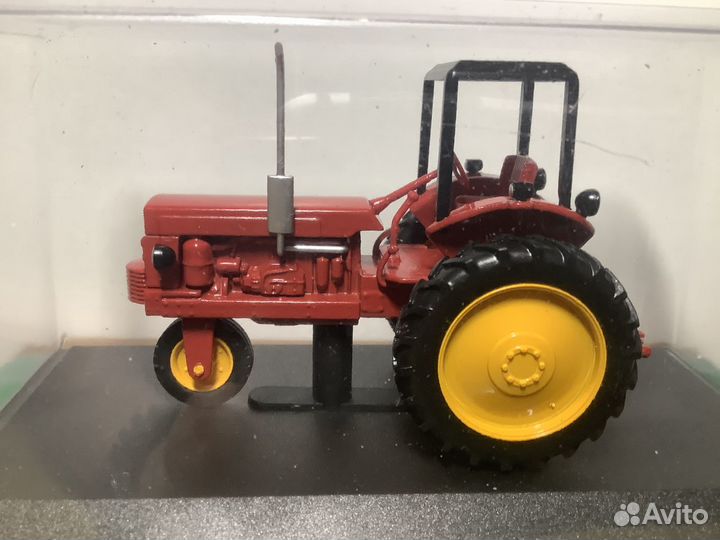 Модель трактора Т-28хз 1:43 Ашет