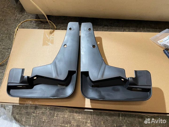 Брызговики Mitsubishi Outlander XL 2010-2013