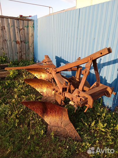 Плуг на мтз 82