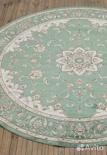 Ковер 195 на 195 см новый