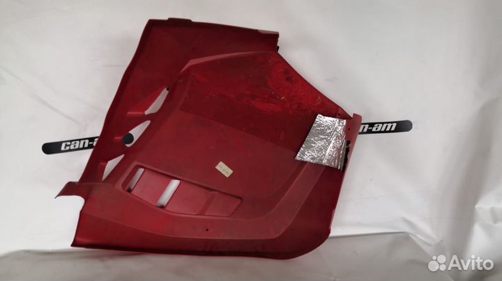 Панель пластиковая для снегохода BRP 605155431