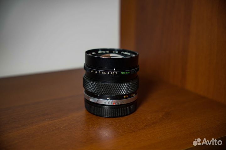 Olympus OM System Zuiko Auto-W 35 mm f/ 2