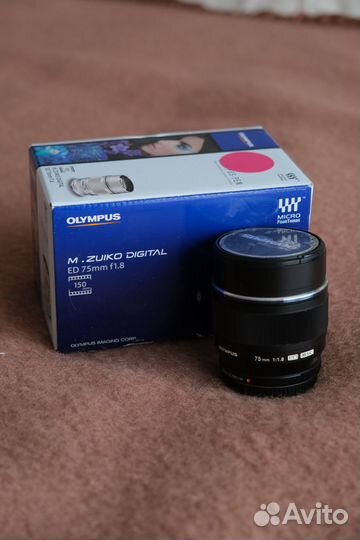 Объектив Olympus 75mm 1.8