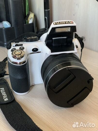 Цифровой фотоаппарат fujifilm Fine Pix S4300