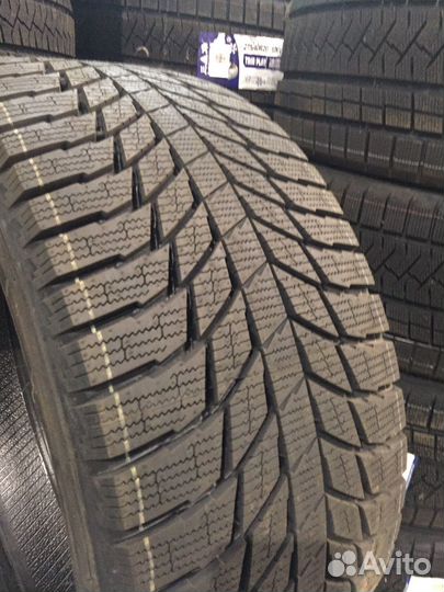 Triangle PL01 275/45 R21 110R