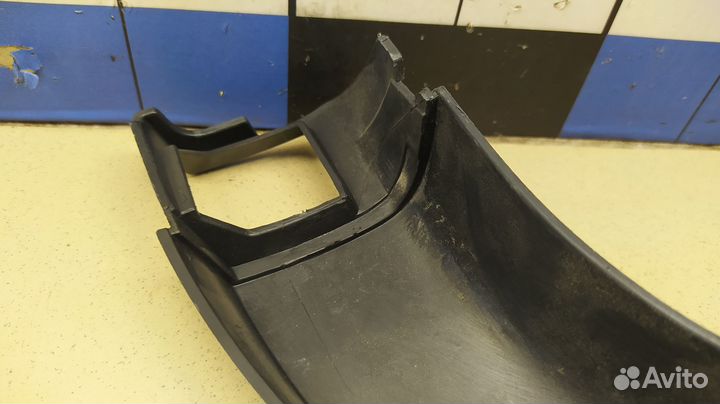 Обшивка двери багажника Land Cruiser (150) -Prado