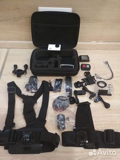 Экшен камера (полный комплект, с сумкой)