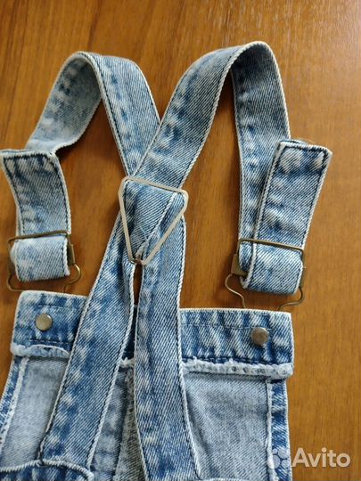 Детский джинсовый комбинезон