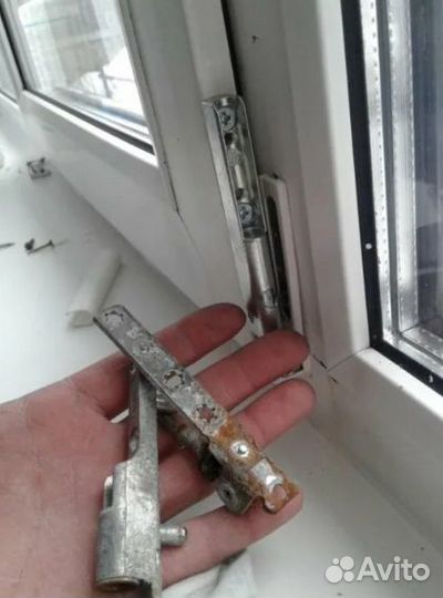 Замена уплотнителей Ремонт пластиковых окон