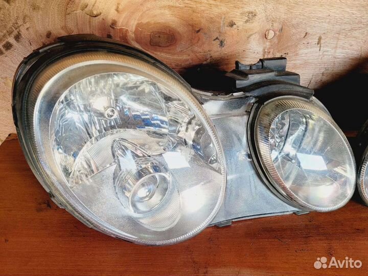 Фара левая и правая opirus