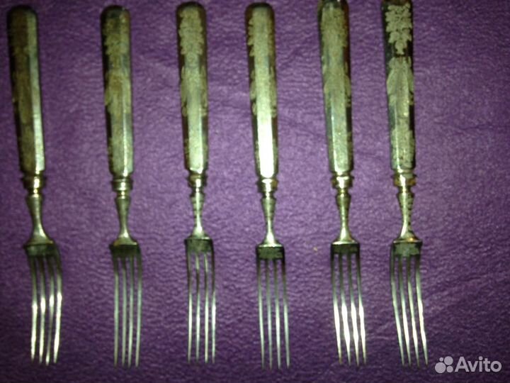 Антикварный столовый набор