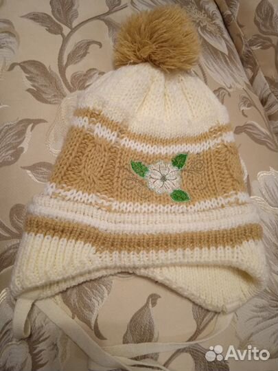 Шапки зимние и осенние на девочку и мальчика (от 4