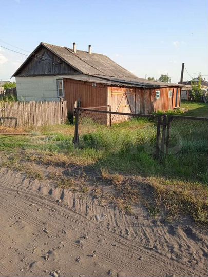 Дом 26 м² на участке 7 сот.