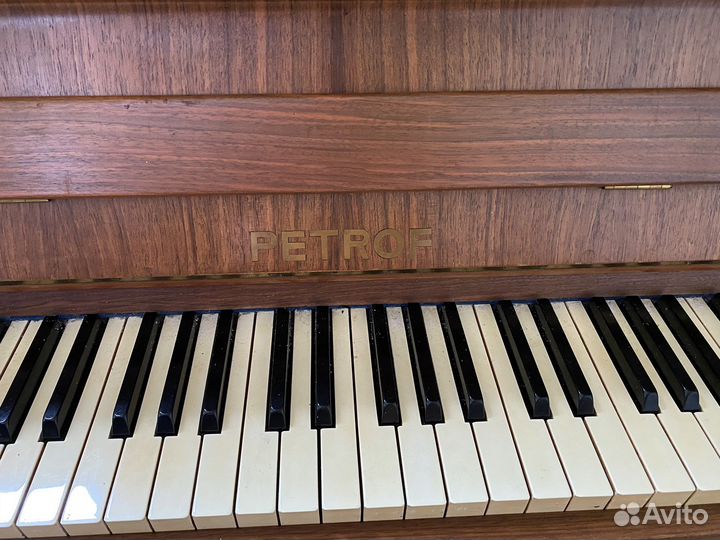 Продам пианино