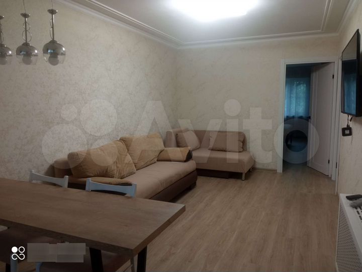 2-к. квартира, 55 м², 3/5 эт.