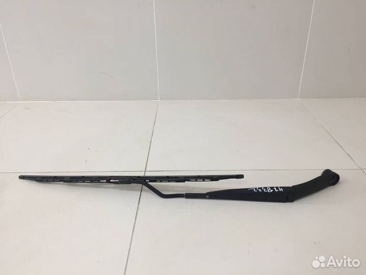 Поводок стеклоочистителя передний левый Kia Rio 3