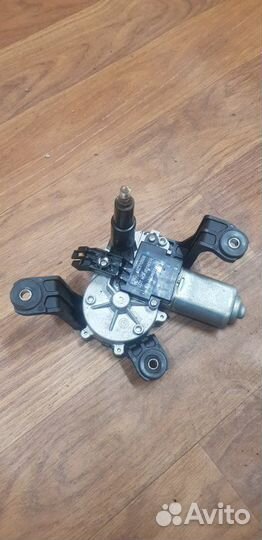 Мотор стеклоочистителя задний задний Opel Astra J